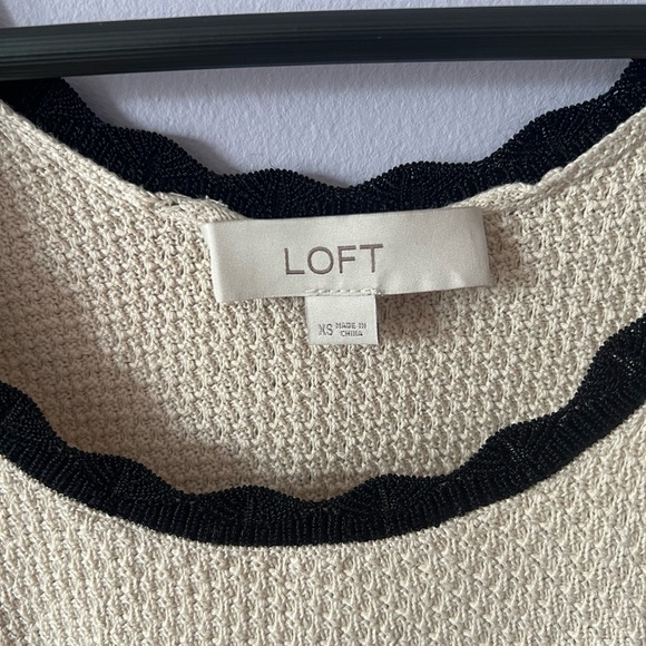 LOFT Textured Cream and Black Tank Top - Picture 3 of 6